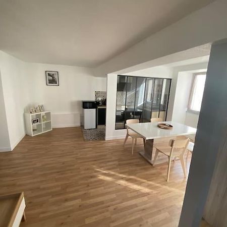 Appartement T2 Centre Ville Dole Kültér fotó